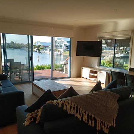 Captains Cove Resort - Waterfront Apartments Paynesville Exterior foto